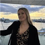 Profesora de piano, guitarra, lenguaje musical y ukelele para niños